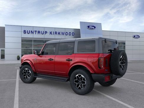 New 2026 Ford Bronco Outer Banks AWD/4WD image 4