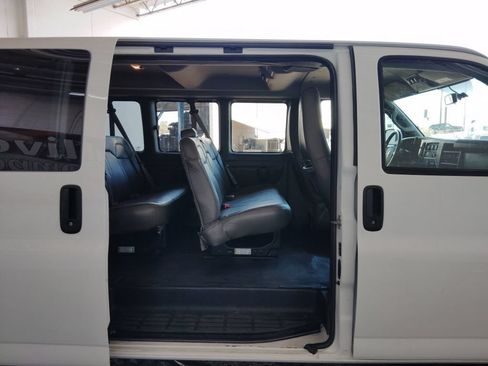 Used 2023 Chevrolet Express 3500 LS RWD image 14