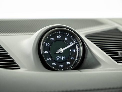 New 2026 Porsche Cayenne AWD/4WD image 17