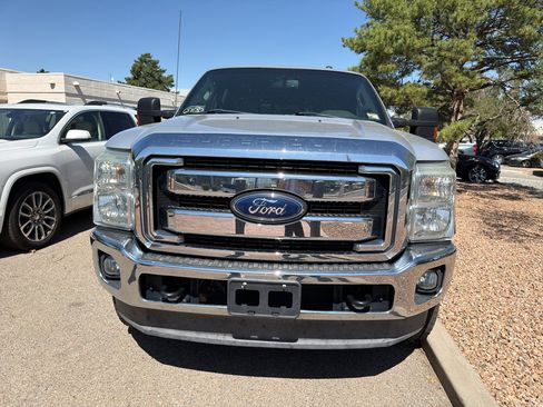 Used 2012 Ford F250 Lariat w/ Lariat Interior Pkg AWD/4WD image 2