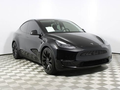 Used 2021 Tesla Model Y Performance image 16