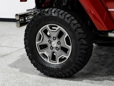 Used 2013 Jeep Wrangler Rubicon w/ Dual Top Group AWD/4WD image 56