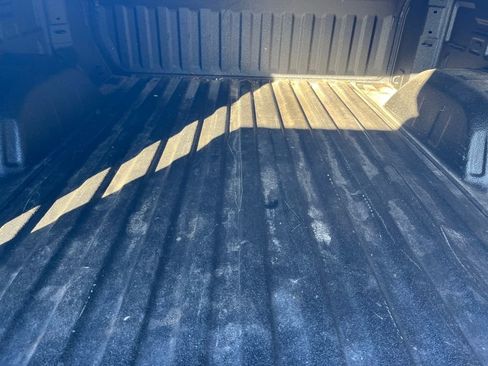 Used 2024 Chevrolet Silverado 1500 LT image 23