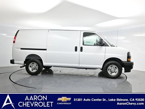 New 2026 Chevrolet Express 2500 w/ Driver Convenience Package RWD image 36