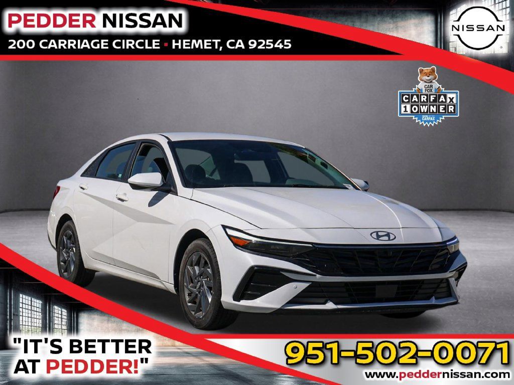 Used 2024 Hyundai Elantra SEL FWD image 1