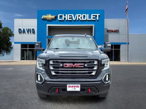 Used 2020 GMC Sierra 1500 AT4 w/ AT4 Premium Package AWD/4WD image 8
