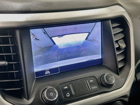 Certified 2023 GMC Acadia SLT AWD/4WD image 13