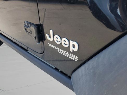 Certified 2020 Jeep Wrangler Sport image 7
