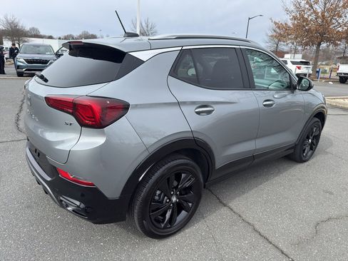 Used 2024 Buick Encore GX Sport Touring image 7