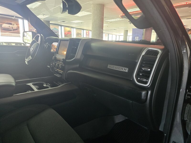 Used 2022 RAM 1500 Big Horn AWD/4WD image 14
