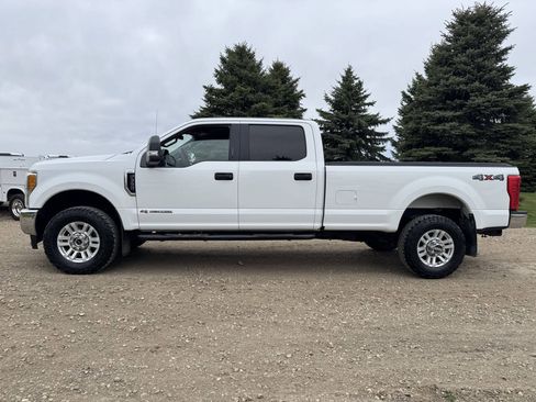 Used 2017 Ford F350 XLT w/ XLT Value Package AWD/4WD image 5
