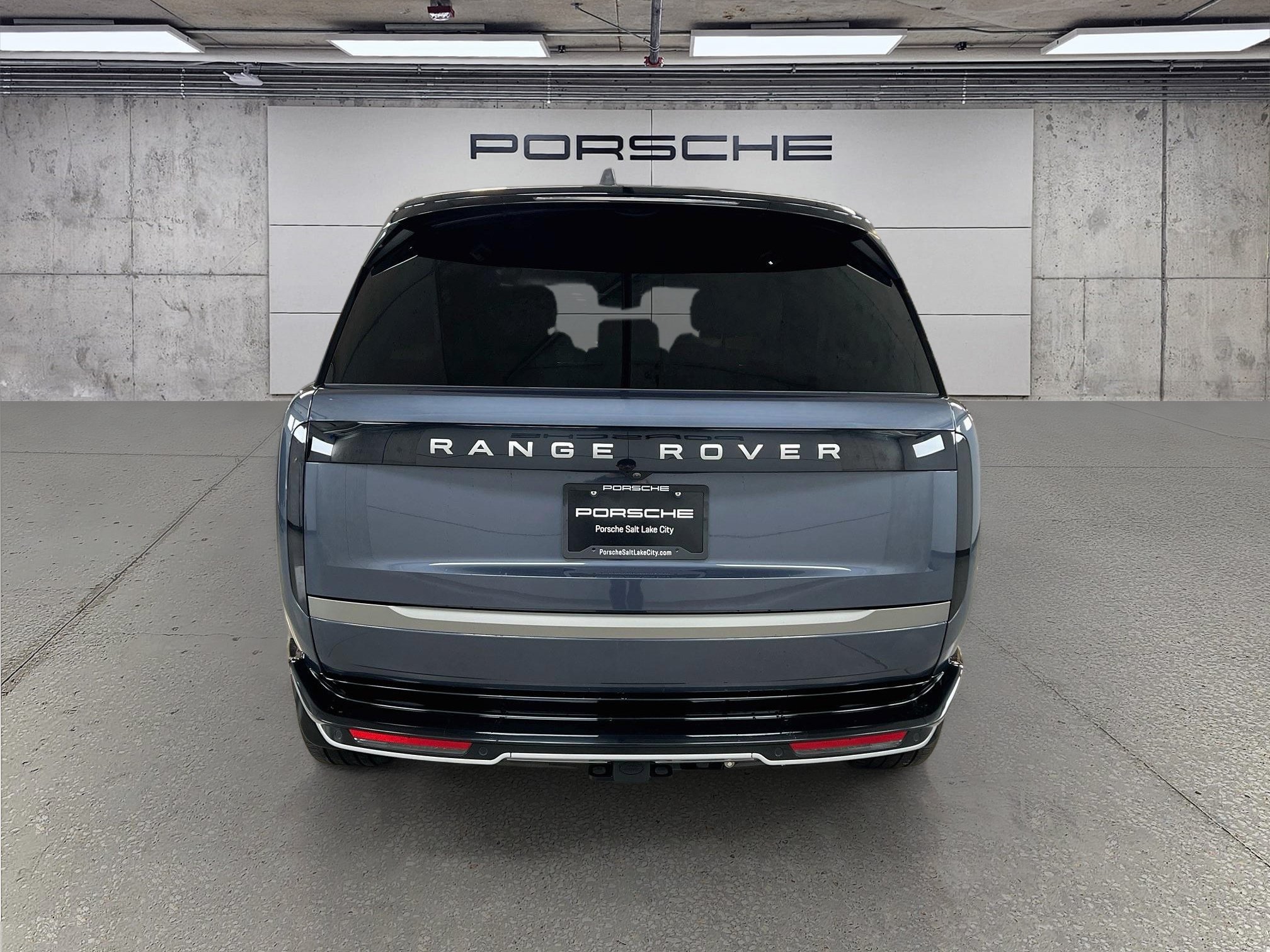 Used 2025 Land Rover Range Rover Long Wheelbase SE AWD/4WD image 10
