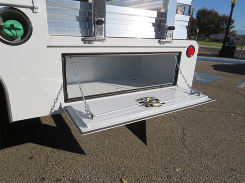 New 2023 RAM 4500 Tradesman w/ Chrome Appearance Group image 15