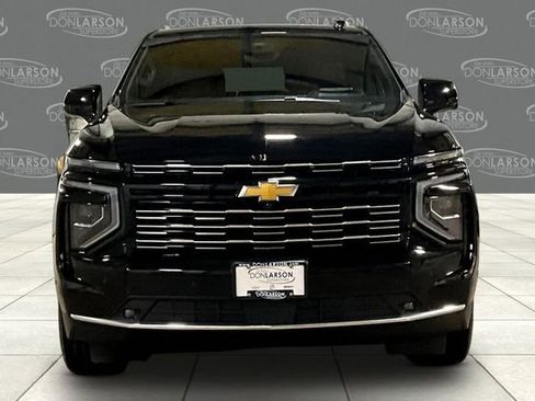 Used 2025 Chevrolet Tahoe High Country image 2