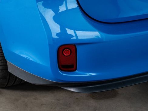 Used 2025 Volkswagen ID. Buzz 1st Edition image 22