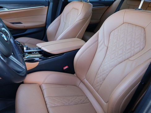 Used 2023 BMW 540i w/ M Sport Package image 7