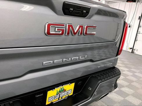Used 2023 GMC Sierra 1500 Denali w/ Denali Reserve Package AWD/4WD image 9