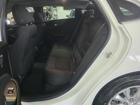 Used 2024 Chevrolet Malibu LT image 11