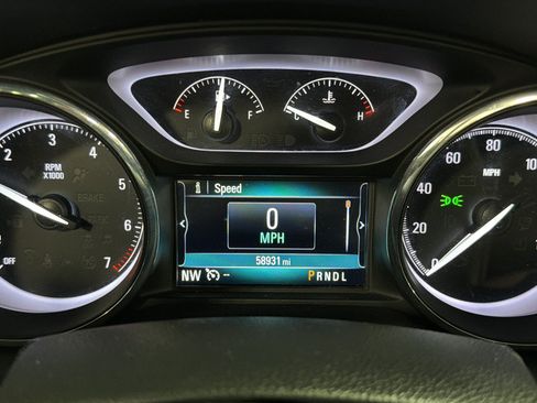 Used 2019 Buick Envision Essence FWD image 22