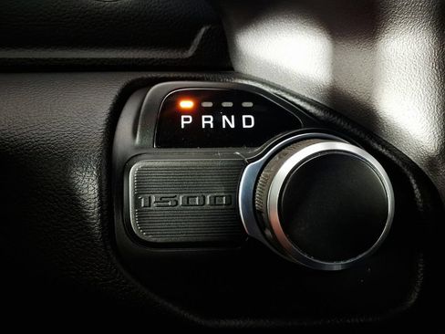 Used 2019 RAM 1500 Big Horn RWD image 21