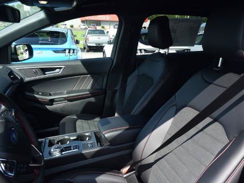 Certified 2023 Ford Edge ST-Line AWD/4WD image 11