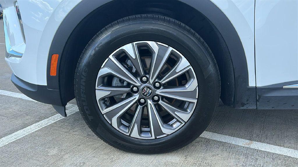 Used 2024 Buick Envision Preferred AWD/4WD image 6