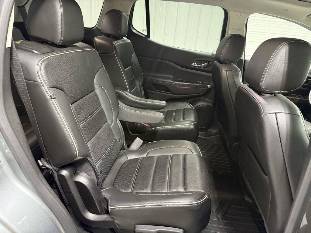 Used 2023 GMC Acadia Denali w/ Denali Ultimate Package AWD/4WD image 38