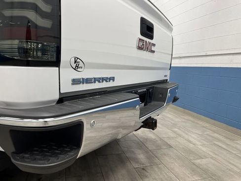 Used 2016 GMC Sierra 1500 SLE w/ SLE Value Package image 32
