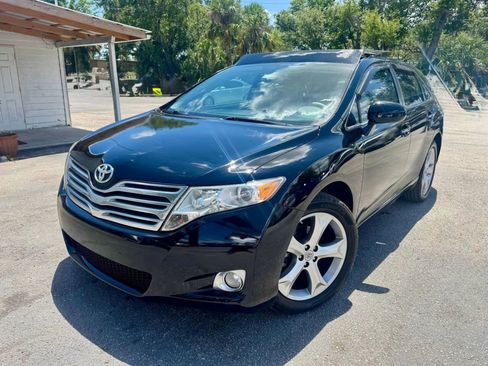 Used 2009 Toyota Venza FWD image 2