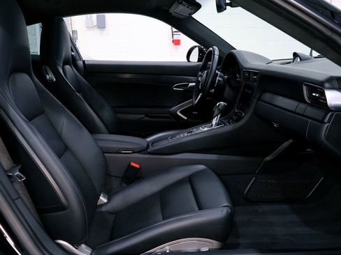 Used 2018 Porsche 911 Carrera 4 GTS image 20