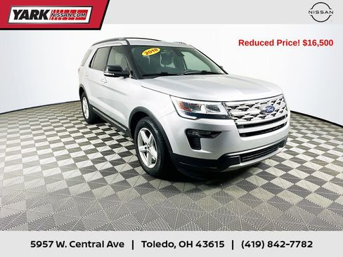 Used 2018 Ford Explorer XLT w/ Equipment Group 201A image 1