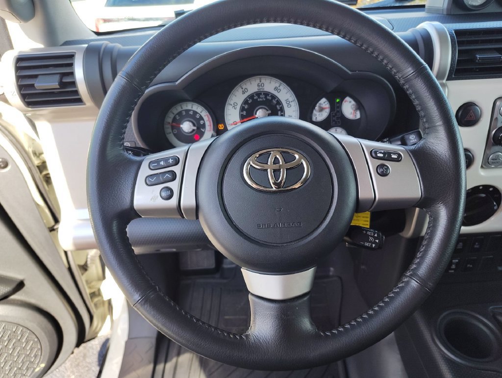 Used 2012 Toyota FJ Cruiser 4WD w/ Upgrade Pkg image 14