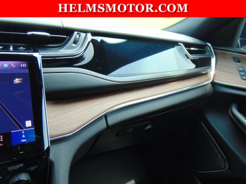 Certified 2025 Jeep Grand Cherokee Summit w/ Adv Protech Group IV AWD/4WD image 35