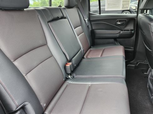Used 2018 Honda Ridgeline Black Edition image 21