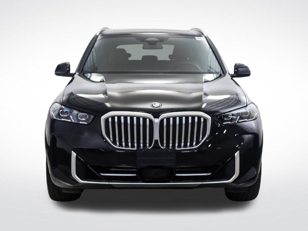 Used 2024 BMW X5 xDrive40i w/ Premium Package AWD/4WD image 8