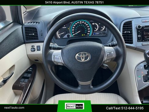 Used 2010 Toyota Venza image 19