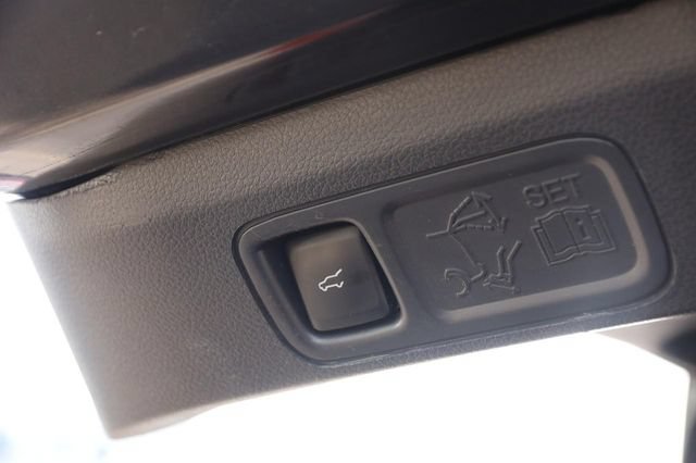 Used 2023 Ford Expedition Limited AWD/4WD image 8