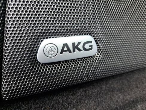 Used 2024 Cadillac Escalade ESV Premium Luxury image 26