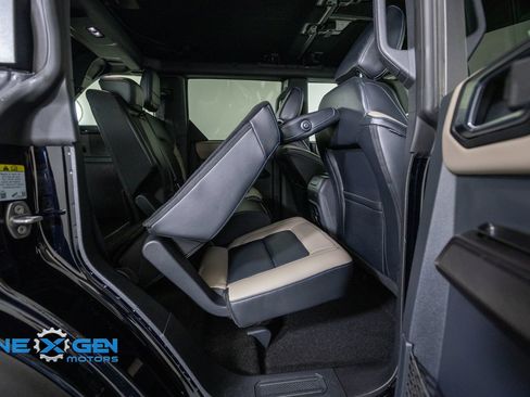 Used 2024 Ford Bronco Wildtrak AWD/4WD image 42