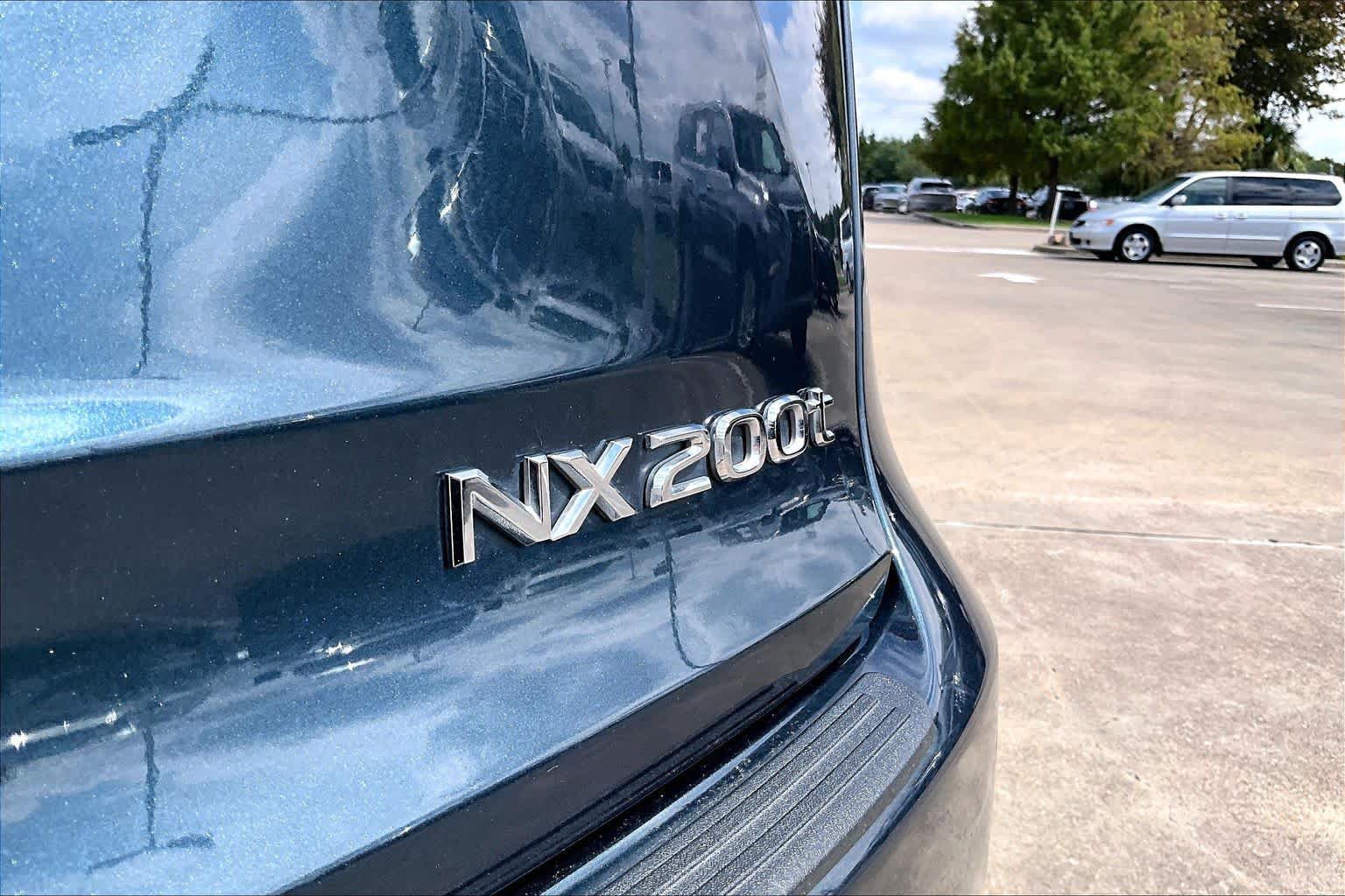 Used 2015 Lexus NX 200t FWD w/ Luxury Package image 28