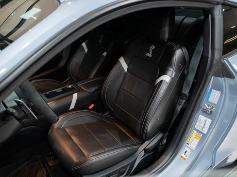Used 2022 Ford Mustang Shelby GT500 RWD image 10