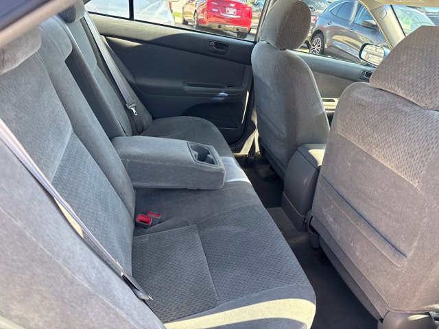 Used 2002 Toyota Camry LE w/ Pkg 7 FWD image 18