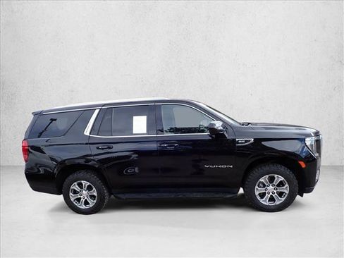 Used 2023 GMC Yukon SLE image 5