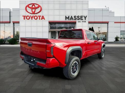 Used 2024 Toyota Tacoma TRD Off-Road image 3