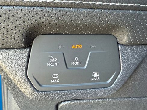 New 2025 Volkswagen Atlas Cross Sport SE image 21