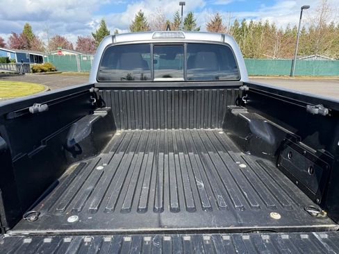 Used 2021 Toyota Tacoma SR image 10