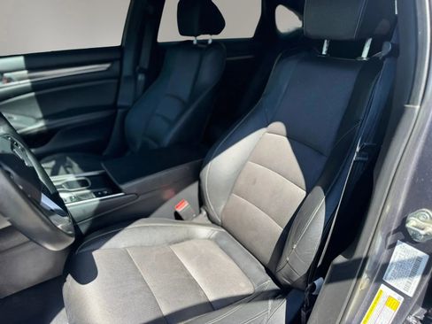 Used 2019 Honda Accord Sport image 8