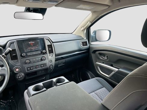 Used 2024 Nissan Titan SV AWD/4WD image 21