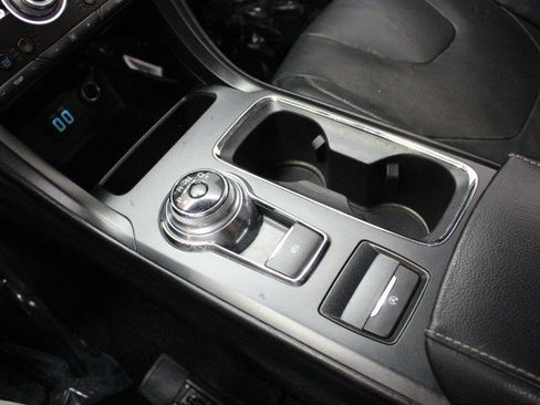 Used 2020 Ford Fusion Titanium image 19