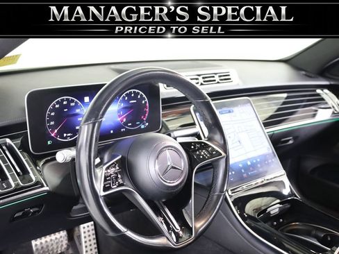 Used 2022 Mercedes-Benz S 500 4MATIC w/ AMG Line Package image 26